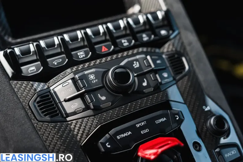 Lamborghini Aventador din 2022 cu 4.320 km - oferta LAM234181 - foto 23