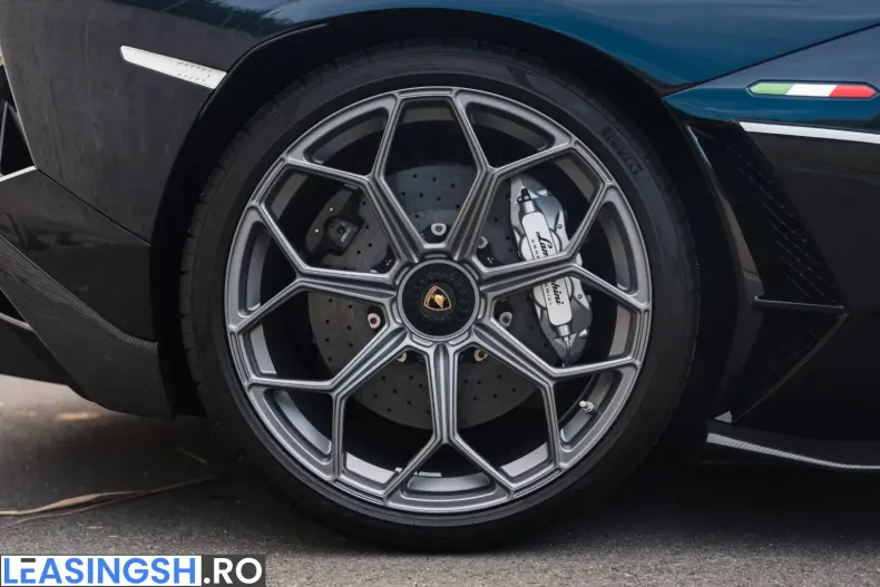 Lamborghini Aventador din 2022 cu 4.320 km - oferta LAM234181 - foto 47