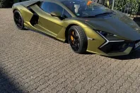 Lamborghini Revuelto din 2025 cu 487 km - oferta LAM234182 - foto 1