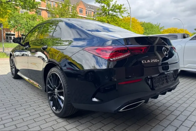Mercedes-Benz CLA 250 (Clasa CLA) din 2021 cu 83.000 km - oferta MER234191 - foto 9