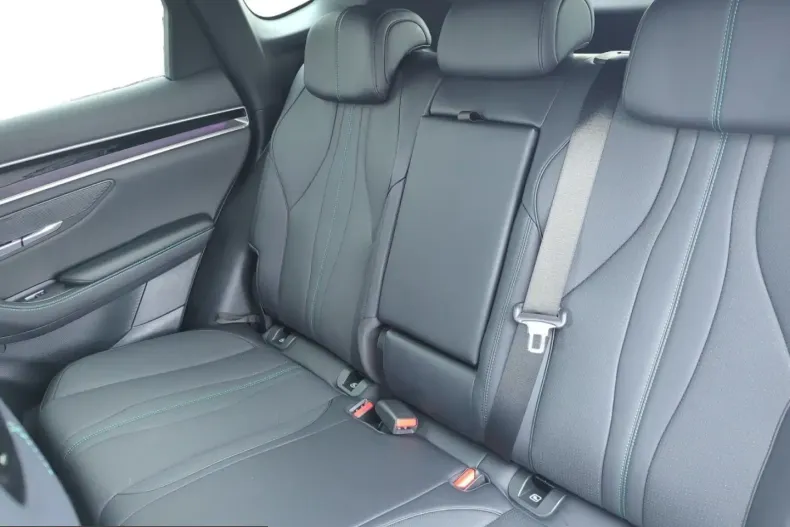 BYD Seal U din 2025 cu 14.300 km - oferta BYD234199 - foto 9