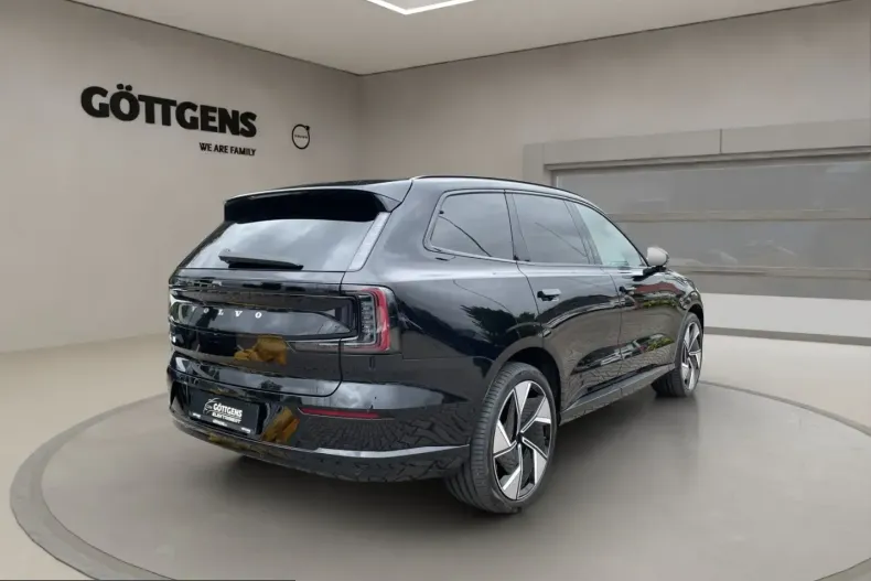Volvo EX90 din 2025 cu 33.583 km - oferta VOL234222 - foto 4