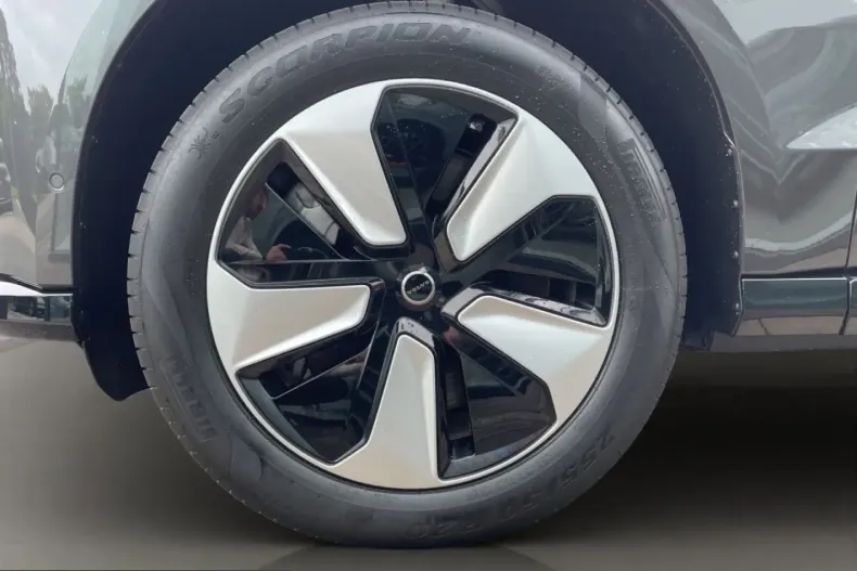 Volvo EX90 din 2025 cu 2.071 km - oferta VOL234223 - foto 14