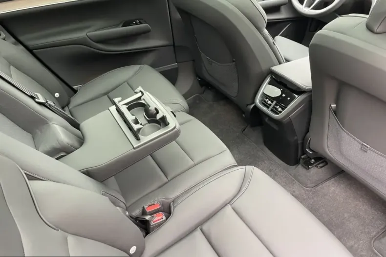 Volvo EX90 din 2025 cu 2.071 km - oferta VOL234223 - foto 19