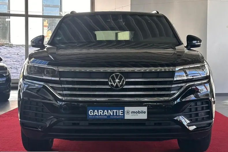 Volkswagen Touareg din 2024 cu 33.400 km - oferta VOL234226 - foto 3
