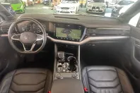 Volkswagen Touareg din 2024 cu 33.400 km - oferta VOL234226 - foto 9