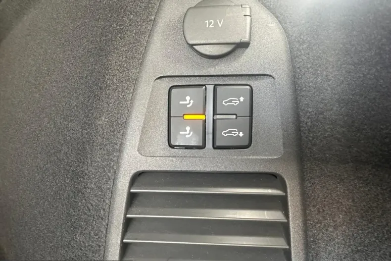 Volkswagen Touareg din 2024 cu 33.400 km - oferta VOL234226 - foto 14