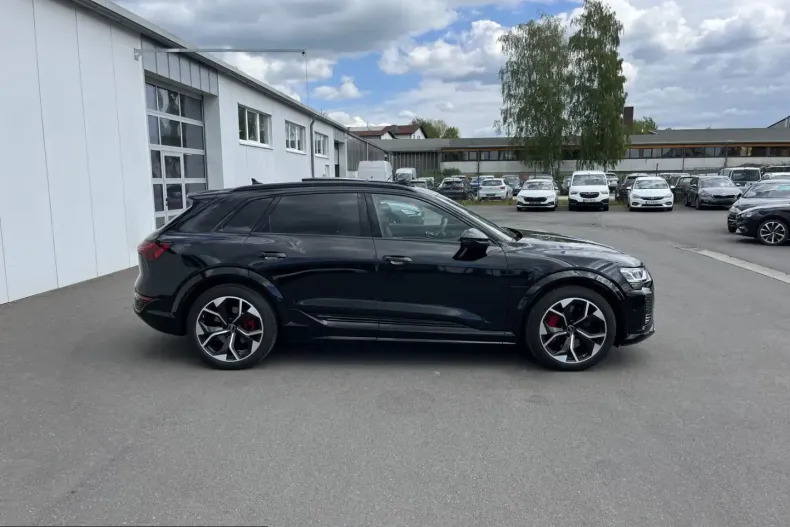 Audi SQ8 e-tron din 2024 cu 35.083 km - oferta AUD234230 - foto 6