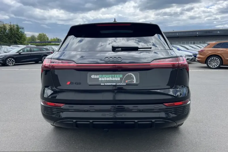 Audi SQ8 e-tron din 2024 cu 35.083 km - oferta AUD234230 - foto 8