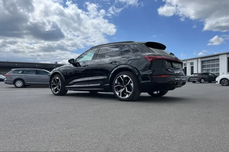 Audi SQ8 e-tron din 2024 cu 35.083 km - oferta AUD234230 - foto 9