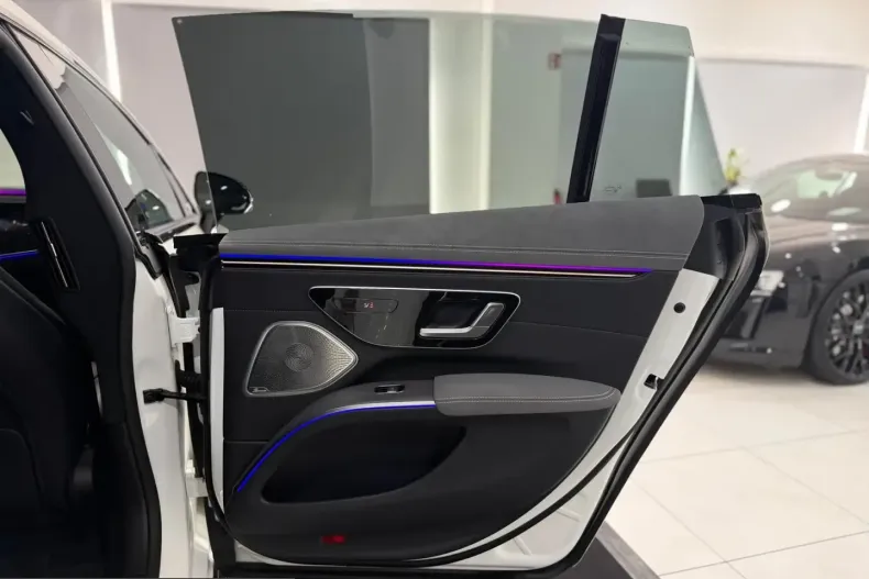 Mercedes-Benz EQS (Clasa S) din 2023 cu 69.075 km - oferta MER234231 - foto 30
