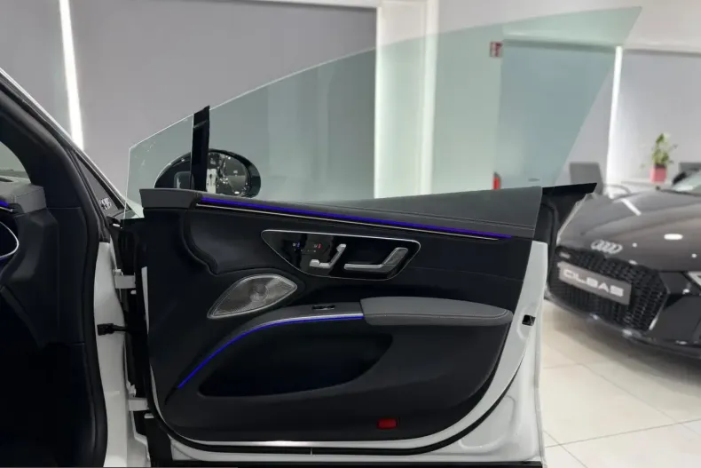 Mercedes-Benz EQS (Clasa S) din 2023 cu 69.075 km - oferta MER234231 - foto 32