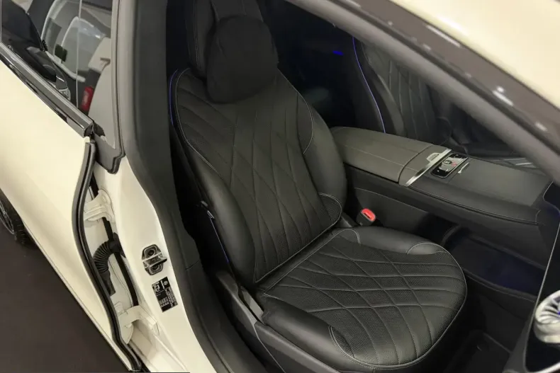 Mercedes-Benz EQS (Clasa S) din 2023 cu 69.075 km - oferta MER234231 - foto 33