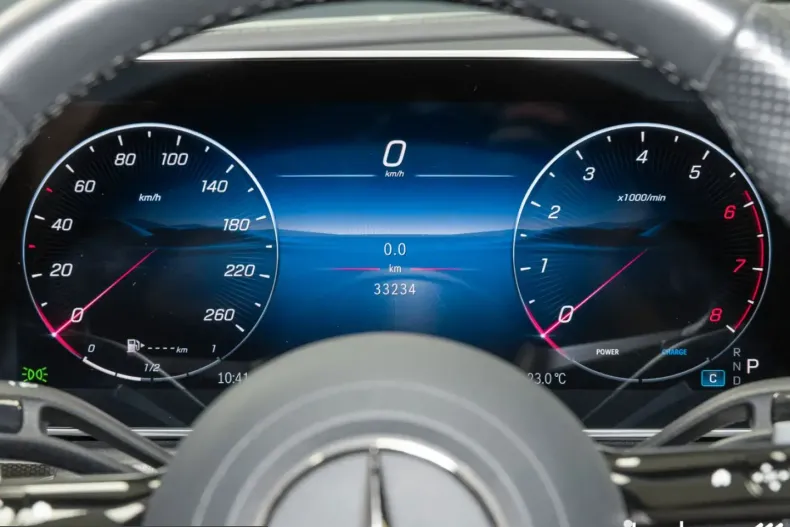 Mercedes-Benz CLE 450 (Clasa CLE) din 2024 cu 33.234 km - oferta MER234234 - foto 21