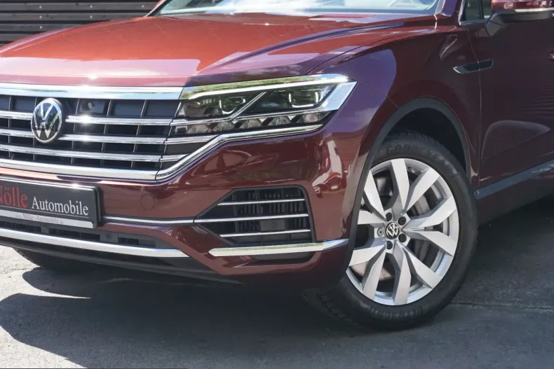 Volkswagen Touareg din 2021 cu 51.459 km - oferta VOL234254 - foto 2