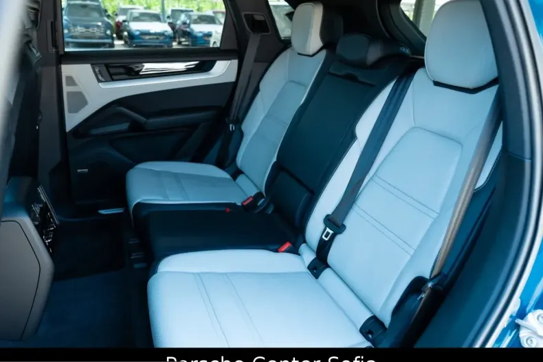 Porsche Cayenne din 2023 cu 38.500 km - oferta POR234261 - foto 28