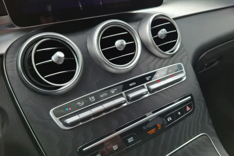 Mercedes-Benz GLC Coupe (Clasa GLC) din 2021 cu 109.973 km - oferta MER234265 - foto 33