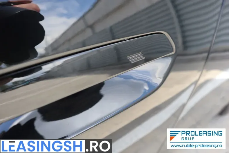 BMW 550e (Seria 5) din 2025 cu 14.050 km - oferta BMW234272 - foto 7