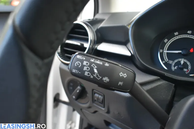 Skoda Fabia din 2023 cu 38.376 km - oferta SKO234278 - foto 9