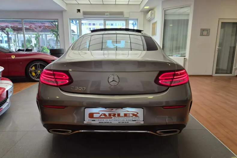 Mercedes-Benz C 300 (Clasa C) din 2020 cu 70.250 km - oferta MER234281 - foto 6