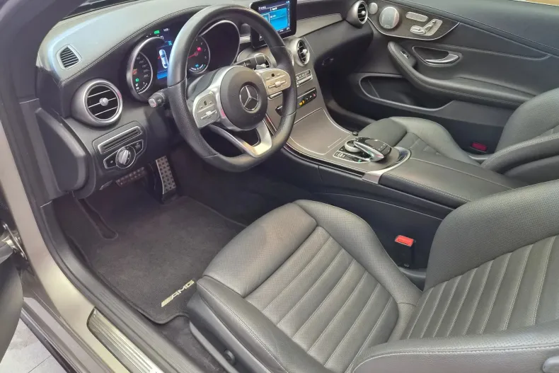 Mercedes-Benz C 300 (Clasa C) din 2020 cu 70.250 km - oferta MER234281 - foto 9
