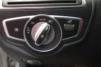 Mercedes-Benz C 300 (Clasa C) din 2020 cu 70.250 km - oferta MER234281 - foto 16