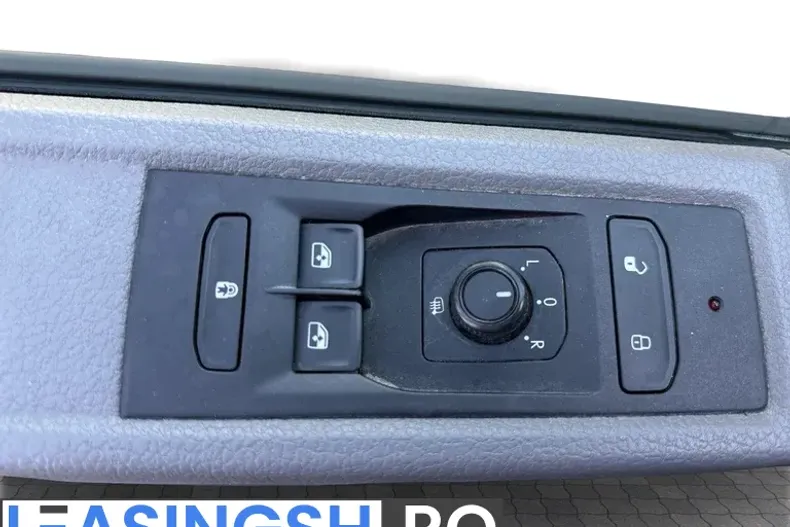 Volkswagen Transporter din 2021 cu 63.110 km - oferta VOL234283 - foto 28