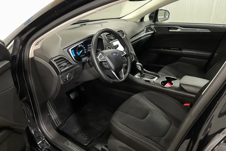 Ford Mondeo din 2022 cu 102.939 km - oferta FOR234288 - foto 5