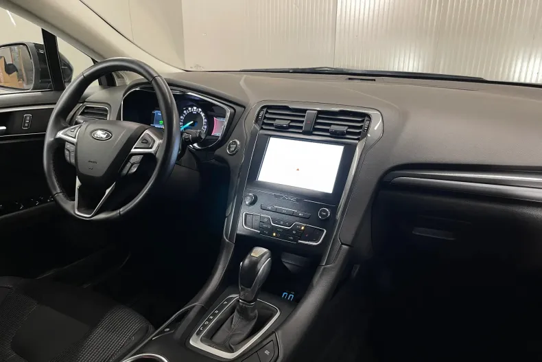 Ford Mondeo din 2022 cu 102.939 km - oferta FOR234288 - foto 8