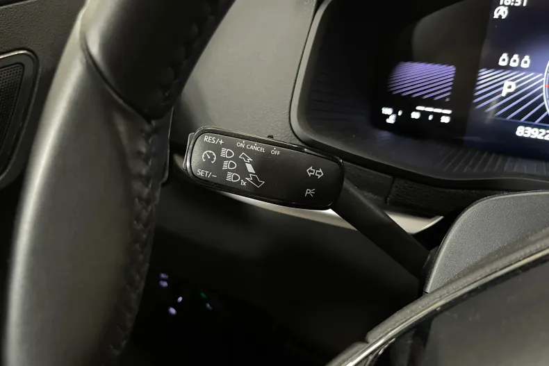 Skoda Karoq din 2023 cu 83.922 km - oferta SKO234289 - foto 20