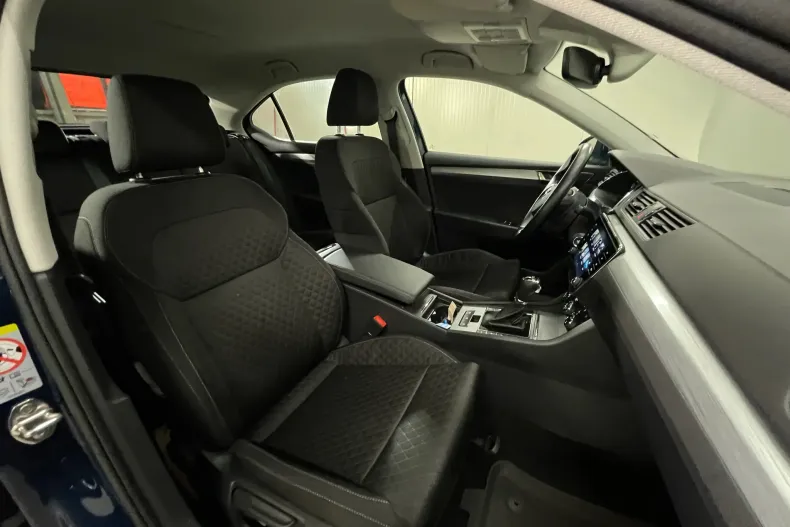 Skoda Superb din 2022 cu 105.742 km - oferta SKO234294 - foto 10