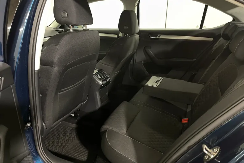Skoda Superb din 2022 cu 105.742 km - oferta SKO234294 - foto 11
