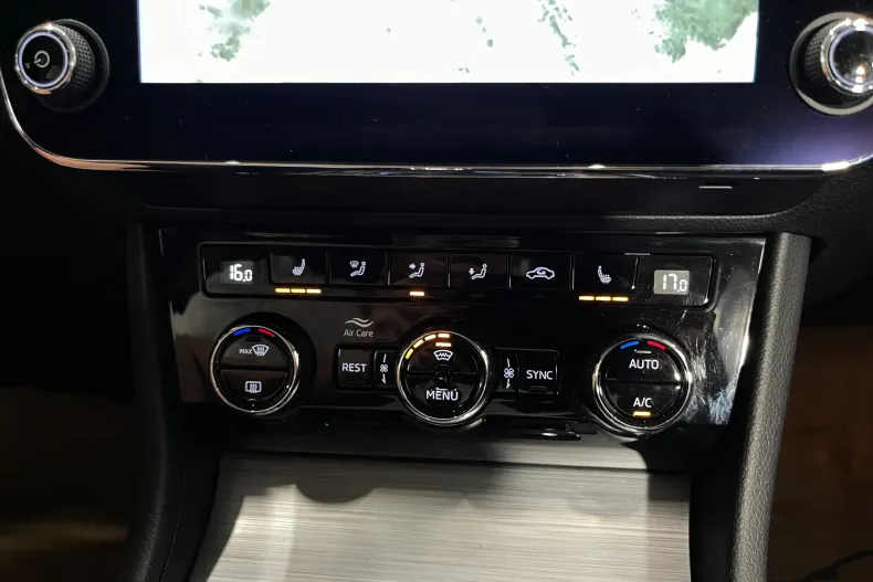 Skoda Superb din 2022 cu 105.742 km - oferta SKO234294 - foto 19