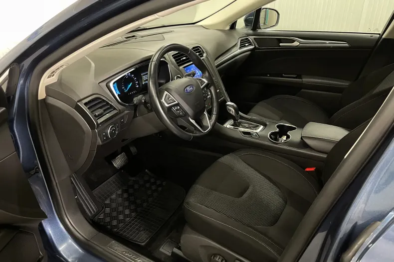 Ford Mondeo din 2022 cu 88.244 km - oferta FOR234296 - foto 5