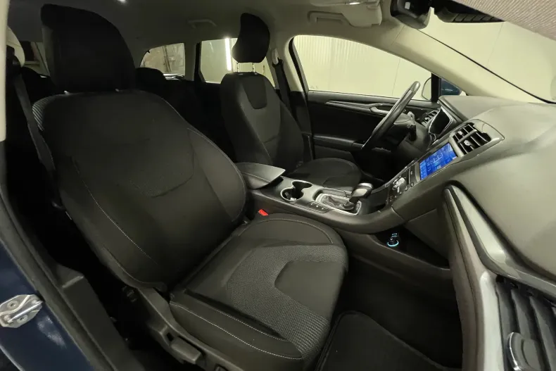Ford Mondeo din 2022 cu 88.244 km - oferta FOR234296 - foto 10