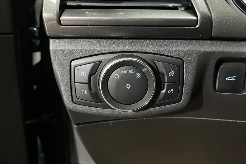 Ford Mondeo din 2022 cu 88.244 km - oferta FOR234296 - foto 22