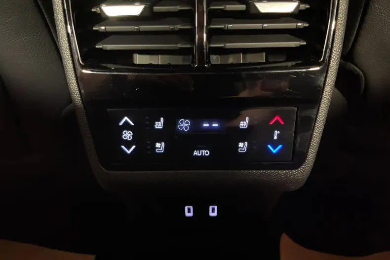 DS Automobiles DS 9 din 2022 cu 157.514 km - oferta DSA234297 - foto 32