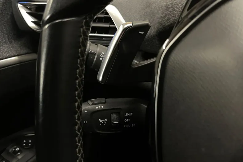 Peugeot 3008 din 2022 cu 97.683 km - oferta PEU234298 - foto 26