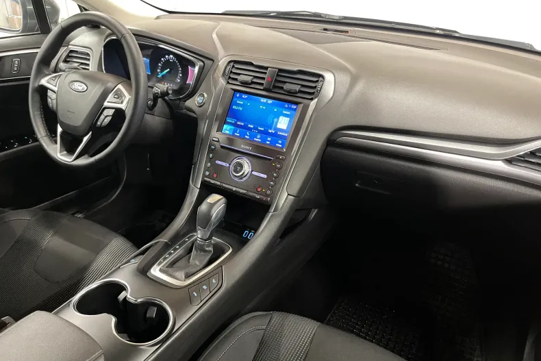 Ford Mondeo din 2022 cu 100.582 km - oferta FOR234299 - foto 8