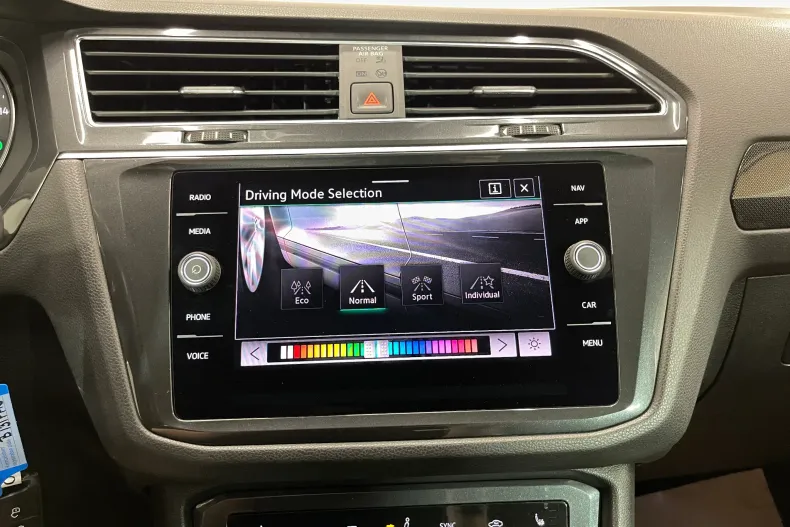 Volkswagen Tiguan din 2022 cu 130.608 km - oferta VOL234300 - foto 18