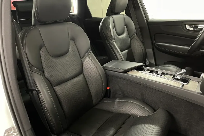 Volvo XC60 din 2021 cu 153.649 km - oferta VOL234309 - foto 10
