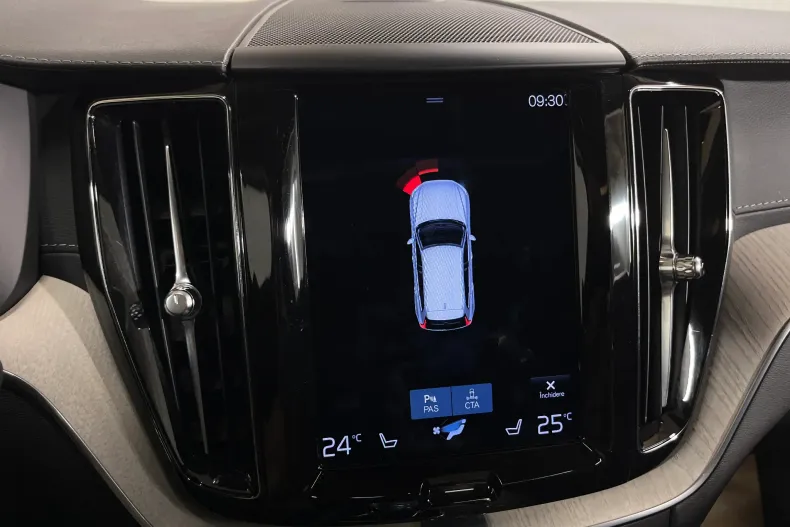 Volvo XC60 din 2021 cu 153.649 km - oferta VOL234309 - foto 16