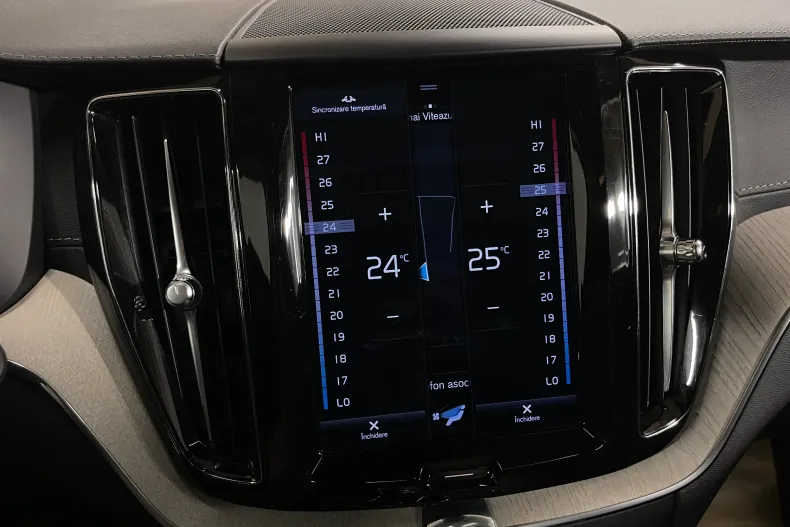 Volvo XC60 din 2021 cu 153.649 km - oferta VOL234309 - foto 19