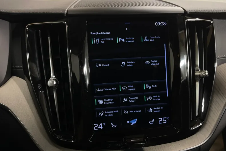 Volvo XC60 din 2021 cu 153.649 km - oferta VOL234309 - foto 20