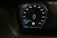 Volvo XC60 din 2021 cu 153.649 km - oferta VOL234309 - foto 33