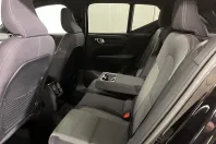 Volvo XC40 din 2022 cu 141.807 km - oferta VOL234314 - foto 11