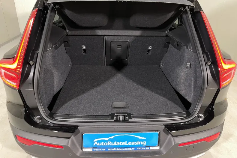 Volvo XC40 din 2022 cu 141.807 km - oferta VOL234314 - foto 12