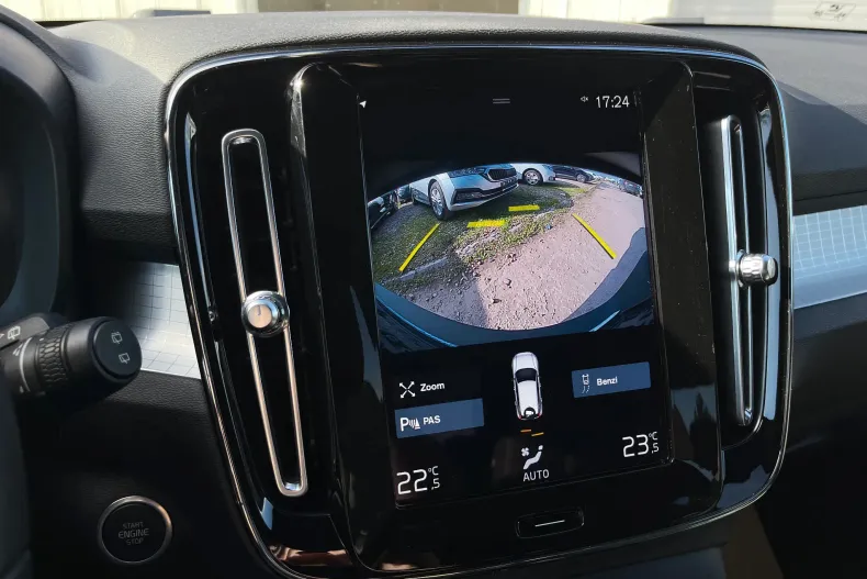 Volvo XC40 din 2022 cu 141.807 km - oferta VOL234314 - foto 13