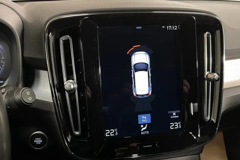 Volvo XC40 din 2022 cu 141.807 km - oferta VOL234314 - foto 14