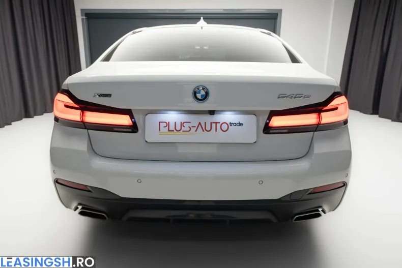 BMW 545e (Seria 5) din 2022 cu 95.427 km - oferta BMW234316 - foto 13